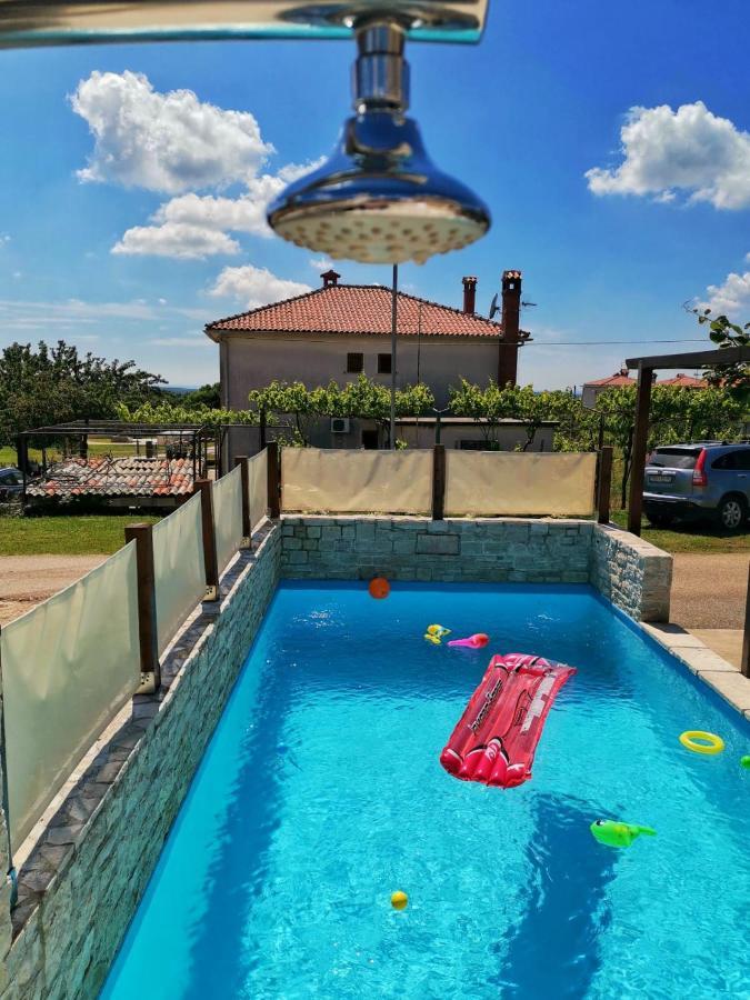 Luxury Apartment Alba With Pool Канфанар Экстерьер фото